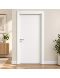Porta Battente Dogata in PVC con Telaio Telescopico